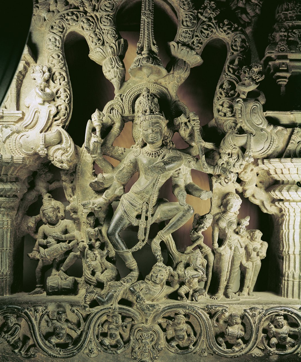 Dintel con Shiva Nataraja, dinastía Kakatiya de Indian School