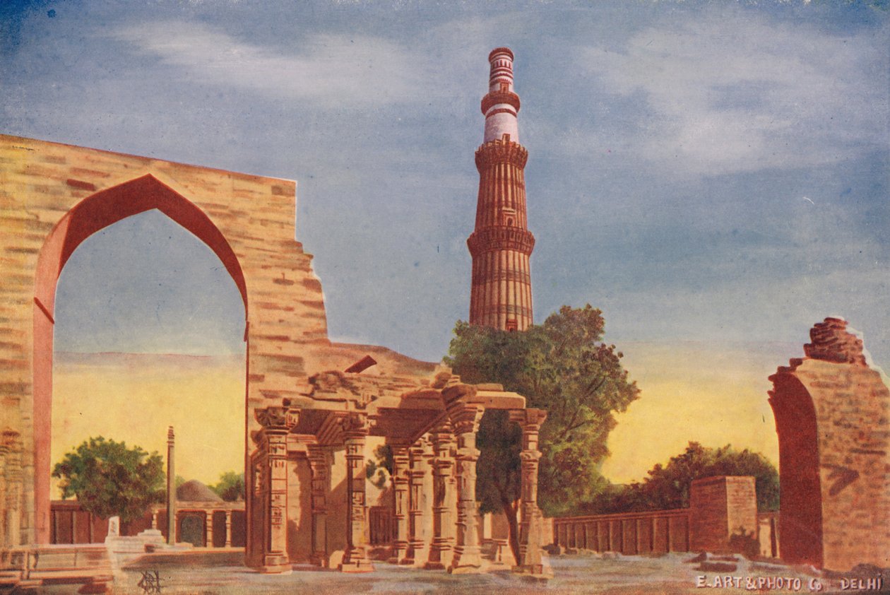 Kutub Minar con pilar de hierro (foto en color) de Indian photographer