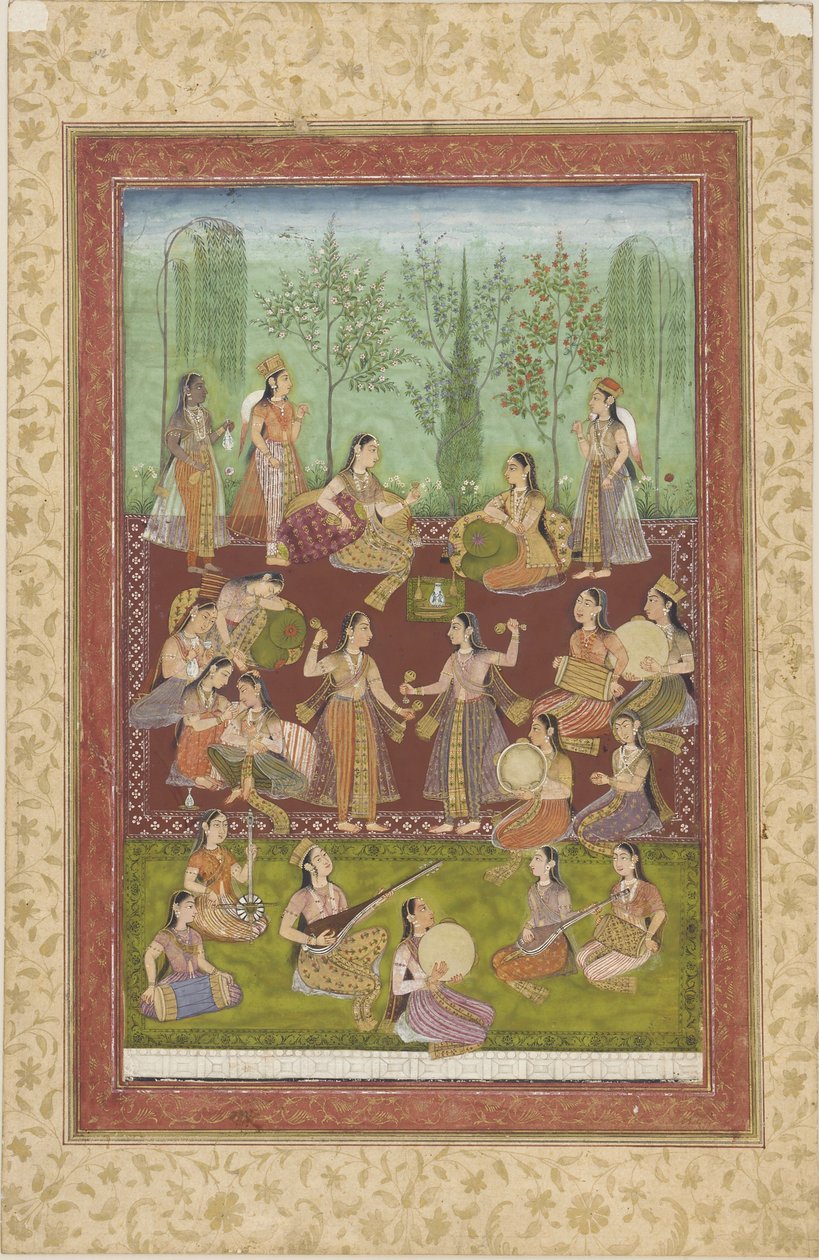 Un grupo de mujeres en un jardín, entreteniéndose con música y baile de Indian School