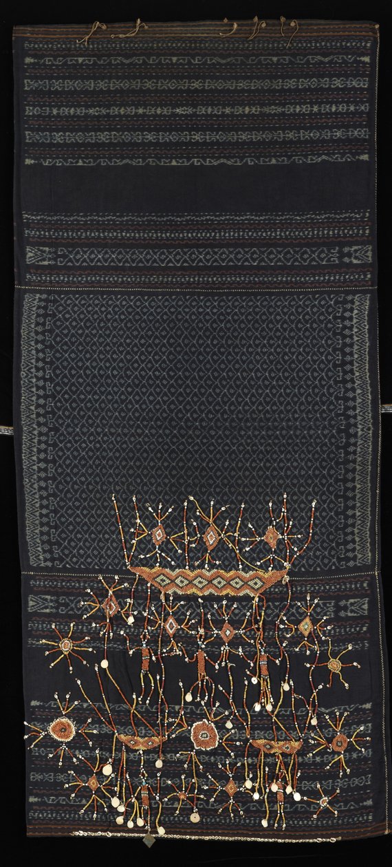 Falda ceremonial (lawo butu) (algodón, cuentas de vidrio, concha y metal) de Indonesian School