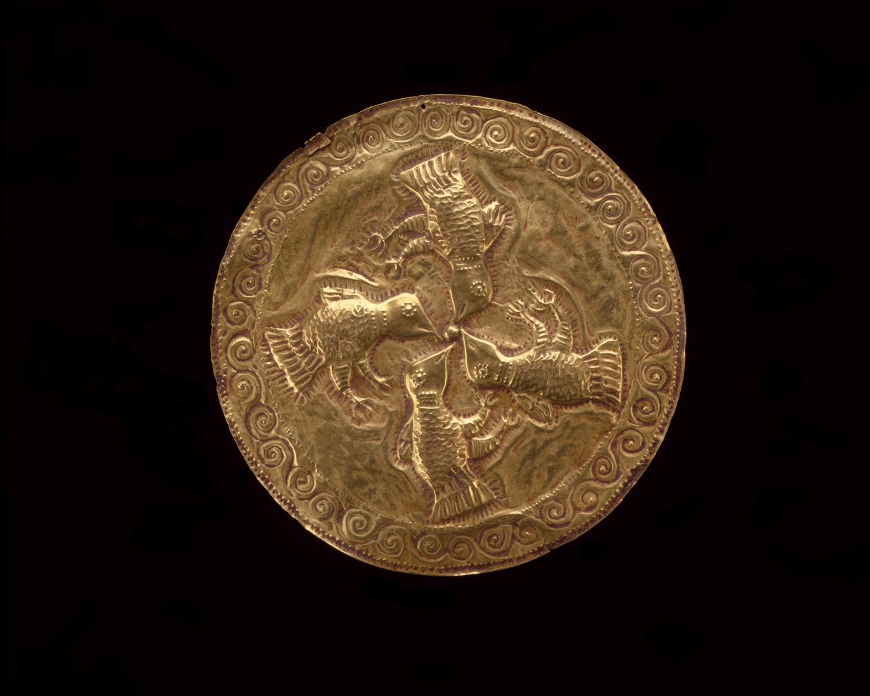 Pectoral, pueblos de las Molucas de Indonesian School