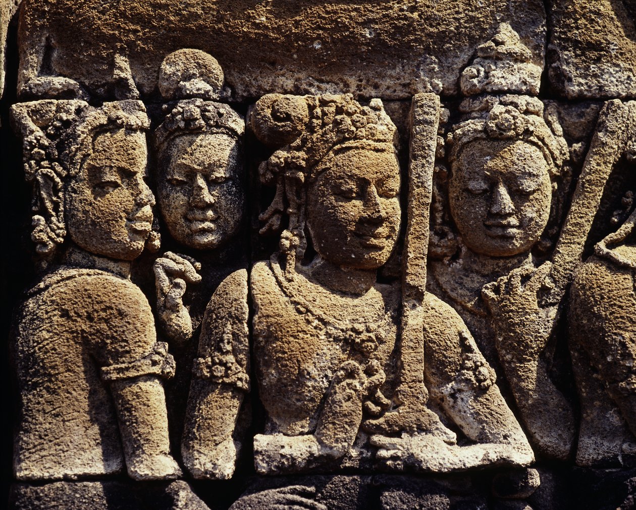 Relieve de Indonesian School