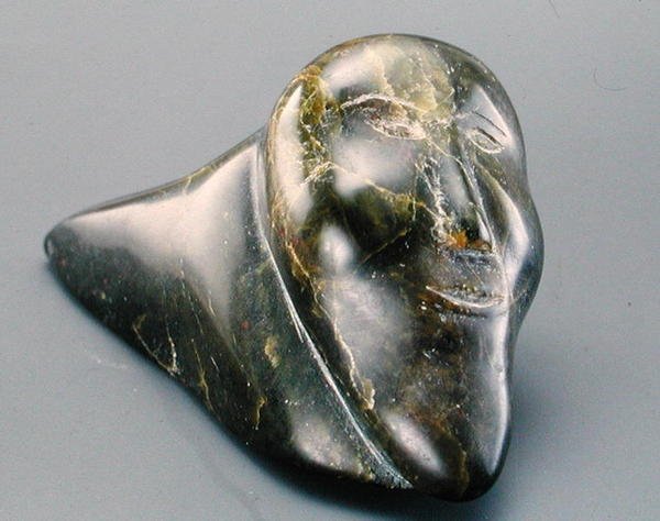 Hombre sonriente, de Cape Dorset de Inuit School