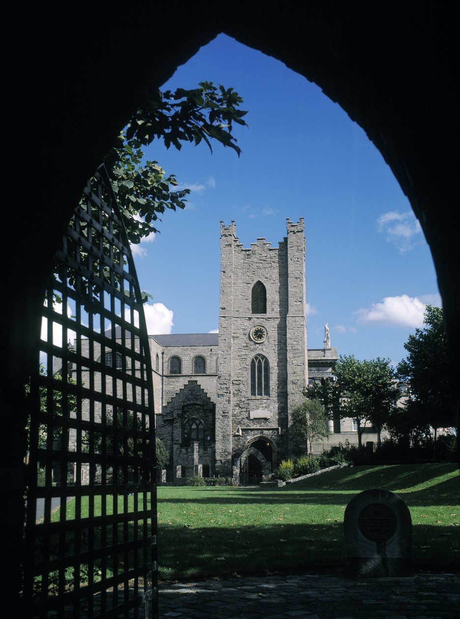 Iglesia de San Audoen, construida en 1190 de Irish School