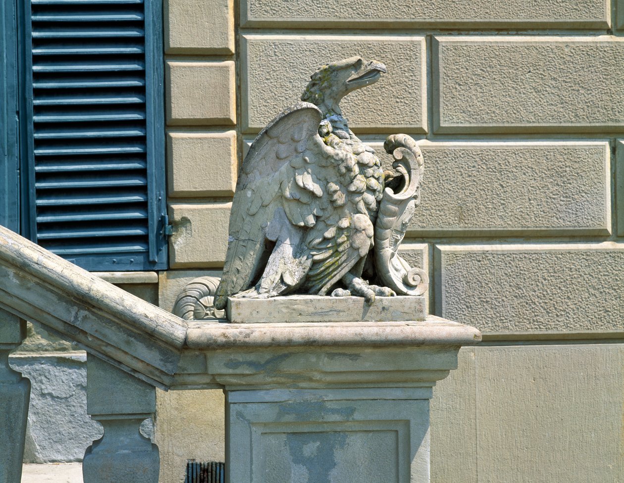 Águila y escudo, Villa di Celle de Italian School