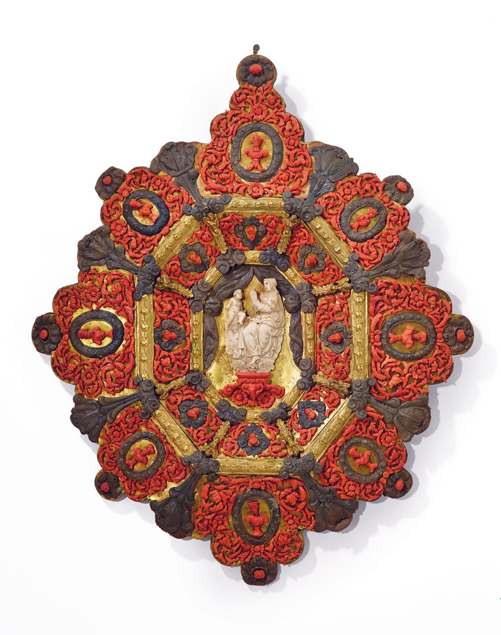 Marco con relieve de la Virgen y el Niño, Trapani, finales del siglo XVII de Italian School
