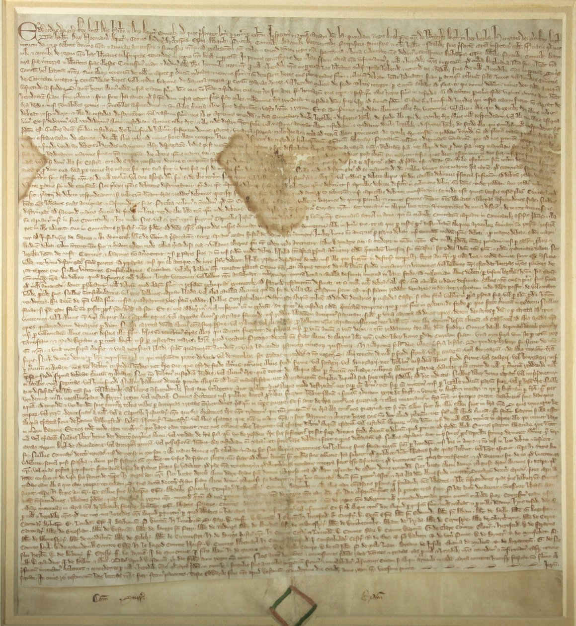 Una copia de 1297 de la Carta Magna que se exhibe en el Salón de los Miembros de la Casa del Parlamento de JJ Harrison