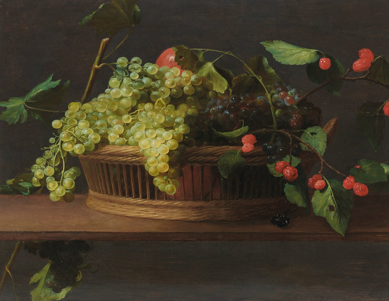 Una cesta de uvas y frambuesas en una repisa de Jacob Van Es