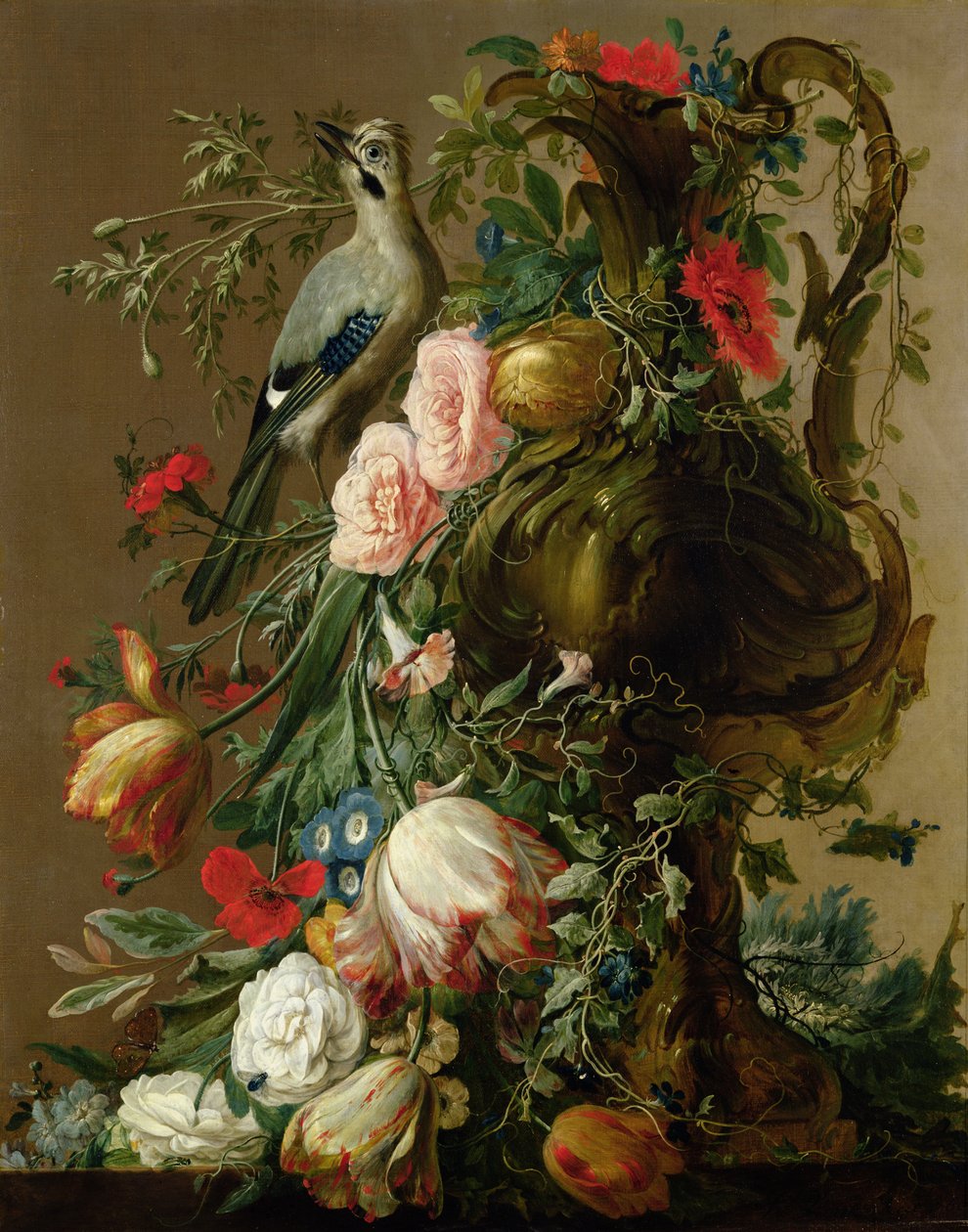 Un jarrón de piedra esculpido con rosas, aurícula, amapolas, convolvulus, con un arrendajo en un borde, 1760 de Jacobes Vonck