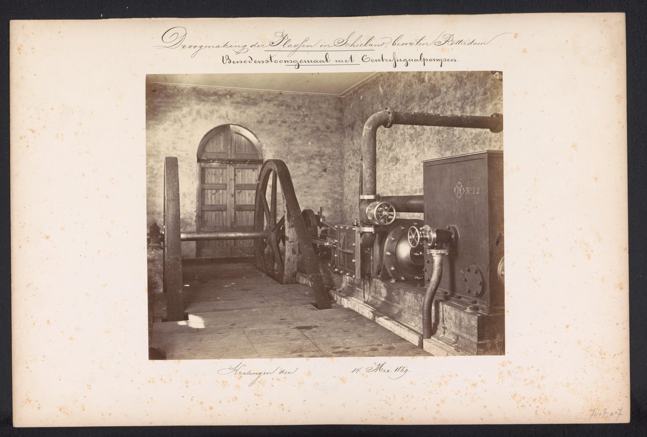 Estación de bombeo de vapor con bombas centrífugas / Kralingen den 14 de mayo de 1869 (título sobre el objeto) Recuperación de los lagos en Schieland al este de Rotterdam (título de la serie sobre el objeto) de Jacobus van Gorkom jr.