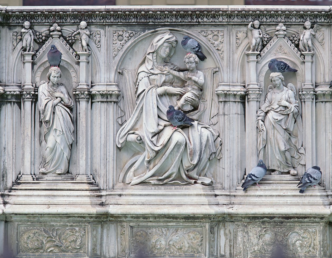 Virgen y Niño con Santos, Sección Central de la Fonte Gaia, Siena, 1414-19 de Jacopo della Quercia