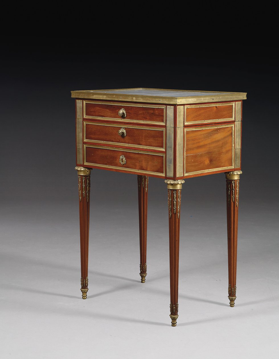 Mesa de juegos Louis XVI de Jacques Birckle