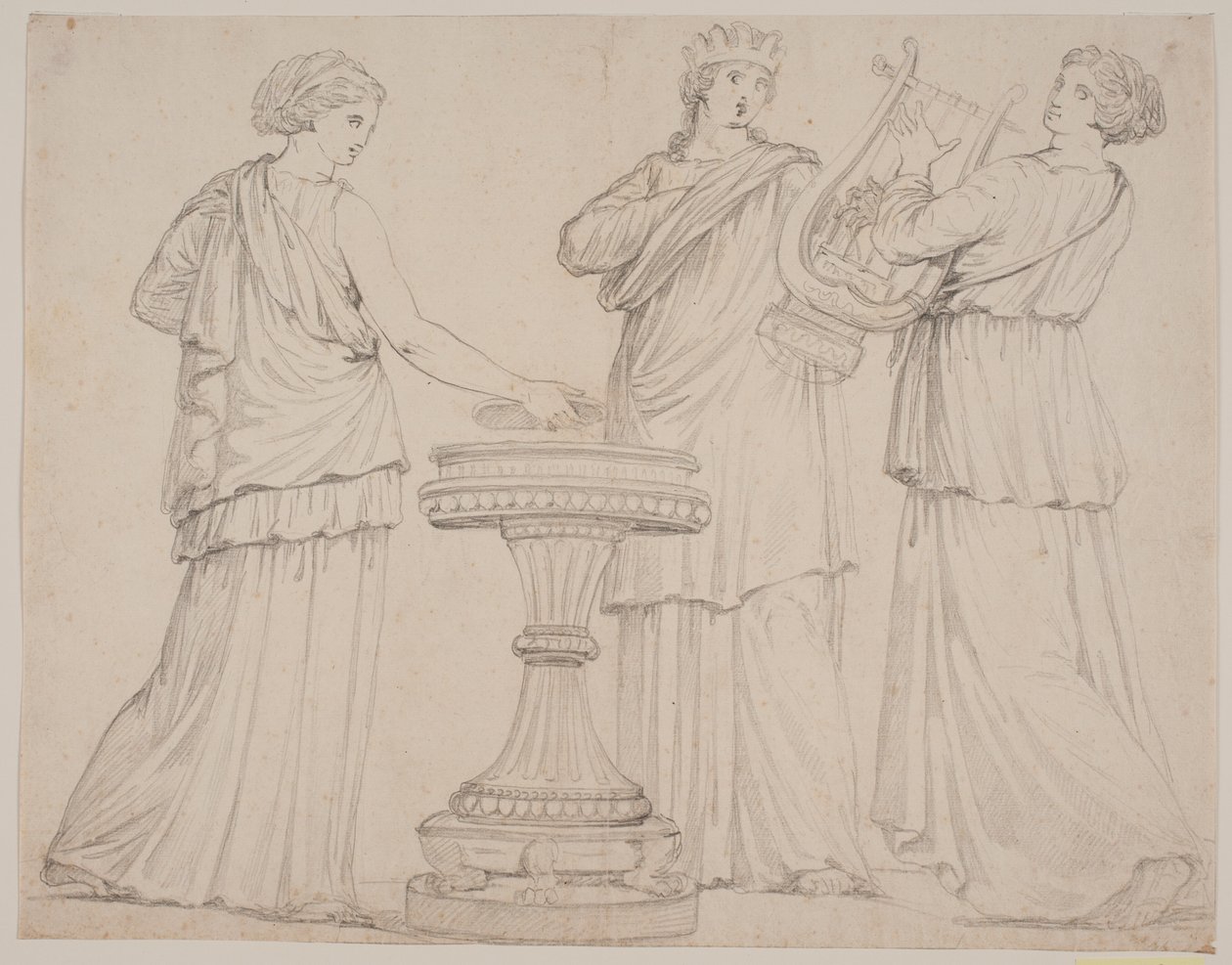 Tres mujeres en vestiduras griegas junto a un altar. La mujer a la izquierda con una tabla (?), en el centro con una corona, a la derecha con una lira (¿terpsícore?) de Jacques Francois Joseph Saly