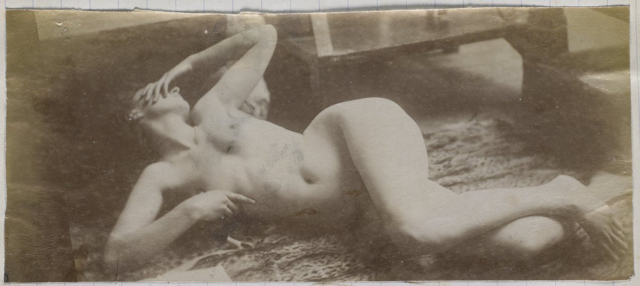 Estudio de una modelo de desnudo femenino, acostada sobre una piel de tigre, en el estudio de Jacques de Lalaing de Jacques Lalaing (attributed to)