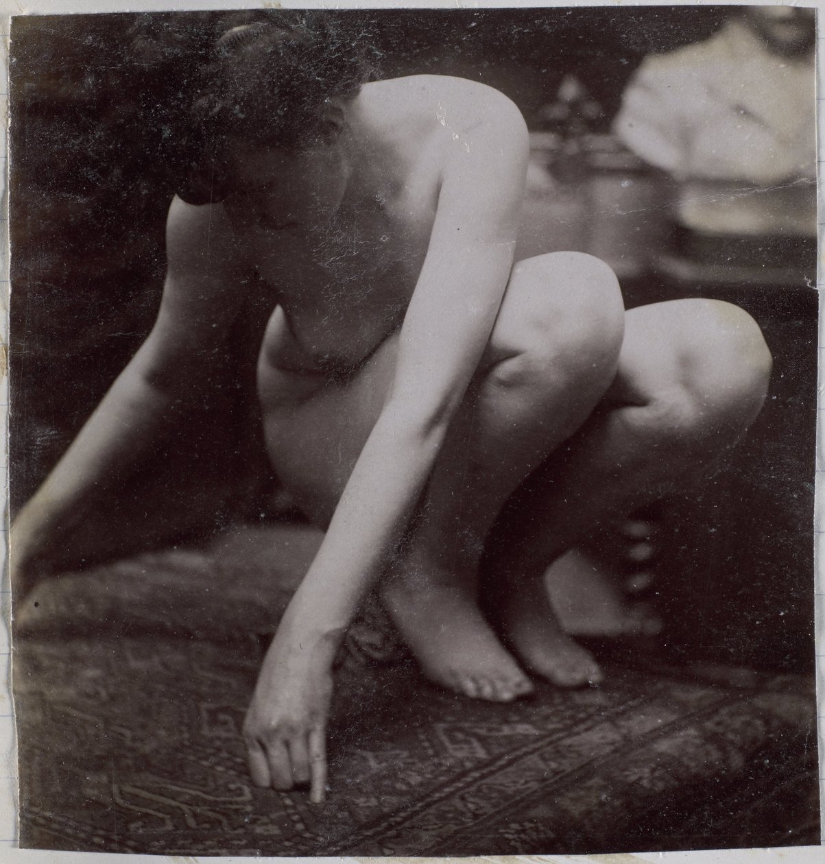 Estudio de un modelo de desnudo femenino, visto de frente, en el estudio de Jacques de Lalaing, estudio preliminar para elemento de fuente en Musee des Beaux arts, Tournai y para fuente circular de Jacques Lalaing (attributed to)