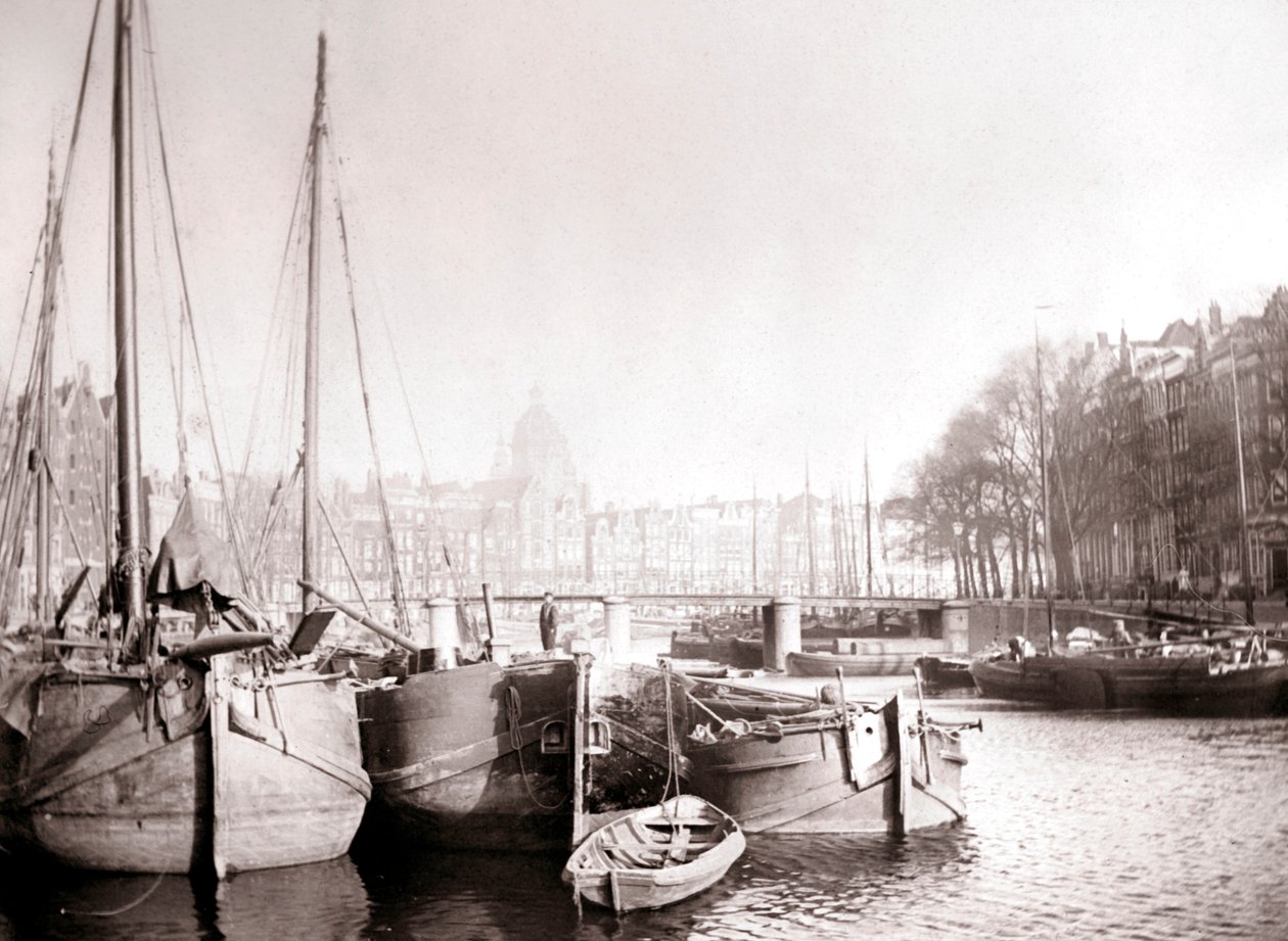 Barcos en el canal, Róterdam, 1898 de James Batkin