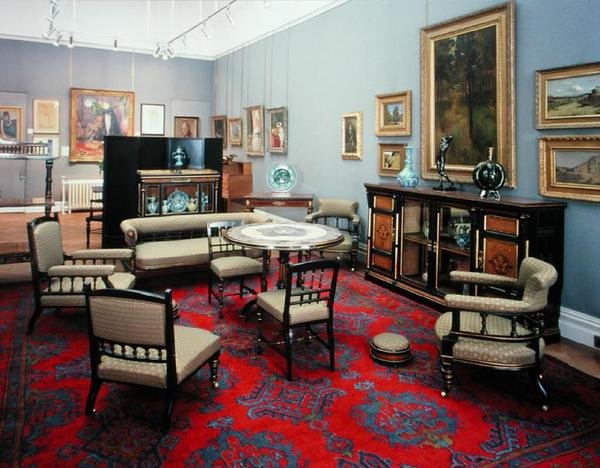 Conjunto que Comprende un Gabinete, Mesa Central, Sofá, Par de Sillas Laterales, Par de Sillones, Silla de Enfermería, Sillón y Mesa de Cartas, 1880s de James Lamb of Manchester