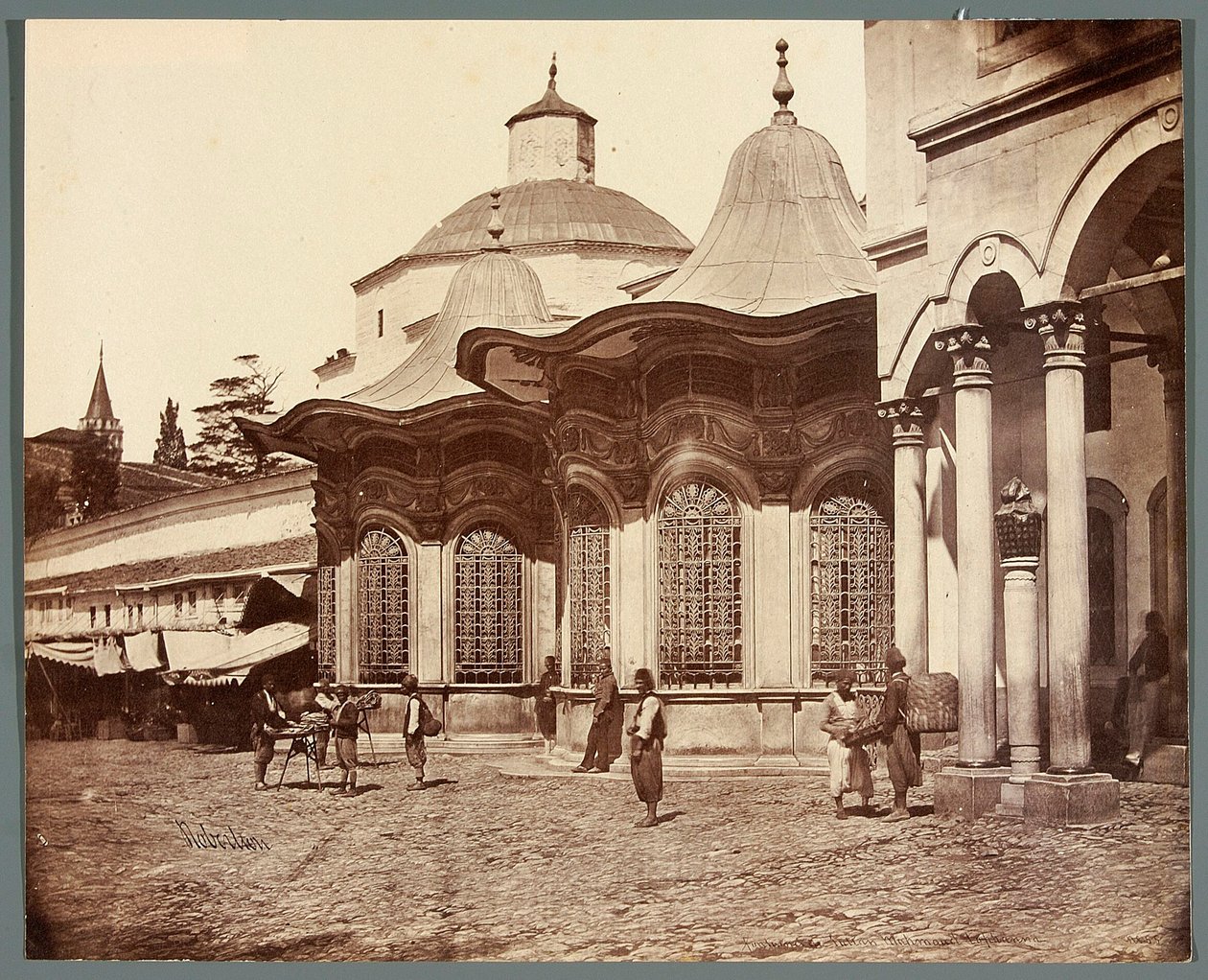 Fuente del sultán Mahmud, Tophane de James Robertson