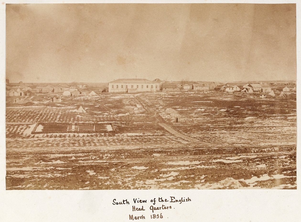 Vista sur de la sede de Lord Raglan de James Robertson
