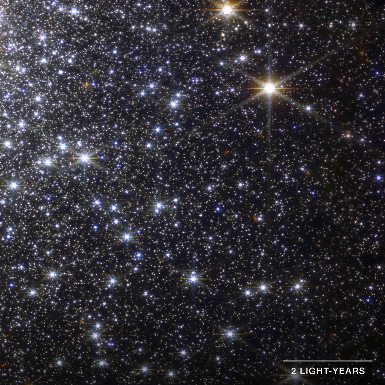 Cúmulo globular M92 (Detalle NIRCam) de James Webb Space Telescope (NASA)