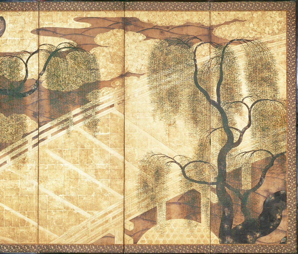 El puente en el río Liji de Japanese School