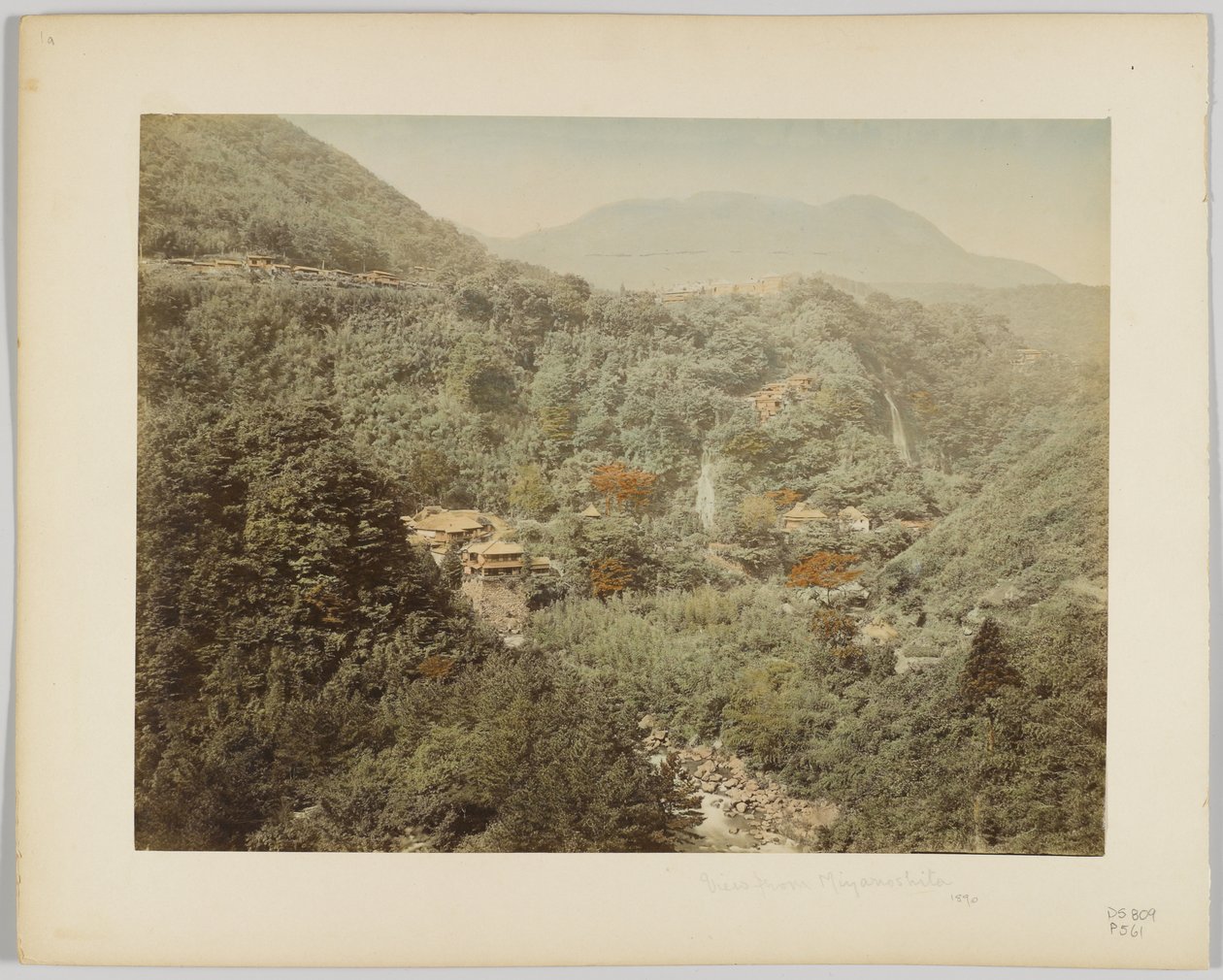 Vista desde Miyanoshita, Prefectura de Kanagawa, Japón de Japanese Photographer