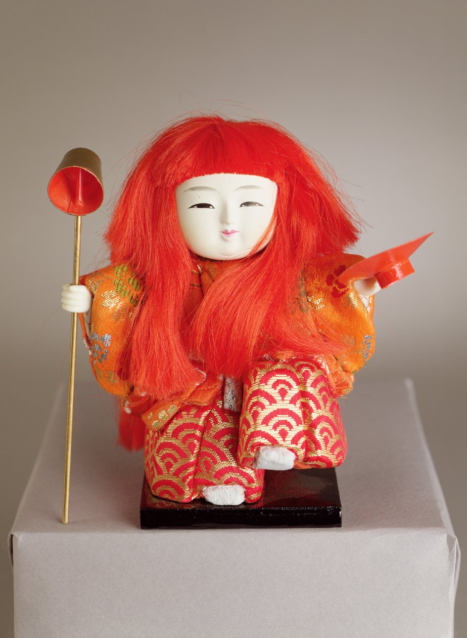 Muñeca de festival de un sirviente sosteniendo un cucharón y un plato de Japanese School