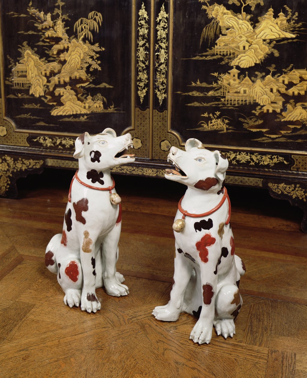 Par de perros sentados de Imari (porcelana de pasta dura) de Japanese School