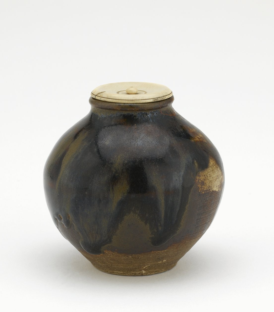 Caddy de té, forma bunrin, período Edo de Japanese School