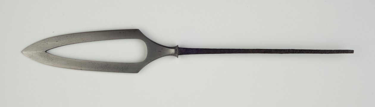 Yanone (punta de flecha) de tipo plano (hirane) con diseño perforado de Japanese School