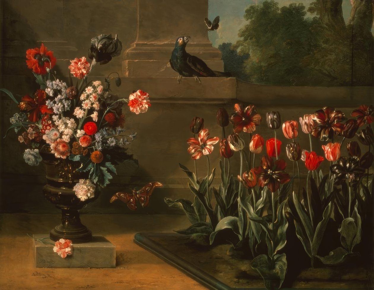Parterre de tulipanes y jarrón de flores al pie de un muro de Jean Baptiste Oudry
