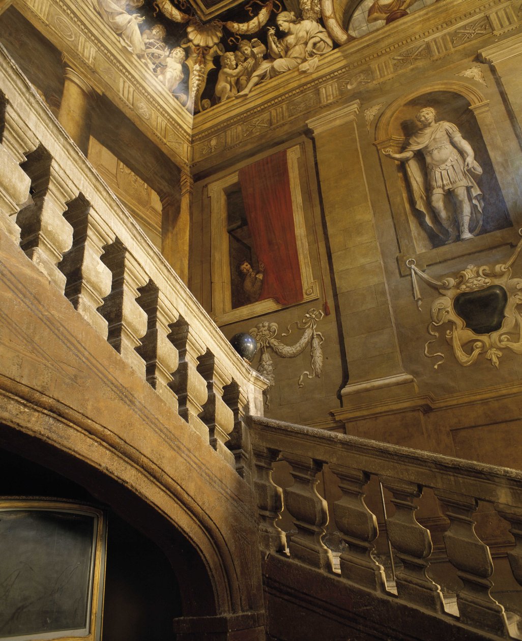 Arquitectura barroca: escalera pintada en trampantojo (siglo XVII). Hotel de Chateaurenard. Aix en Provence, Bouches du Rhone. de Jean Daret