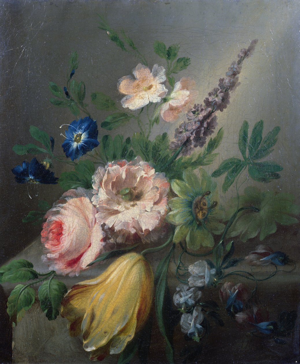 Bodegón de rosas, flores de la pasión, un tulipán y otras flores en un borde de piedra de Jean Louis Prevost
