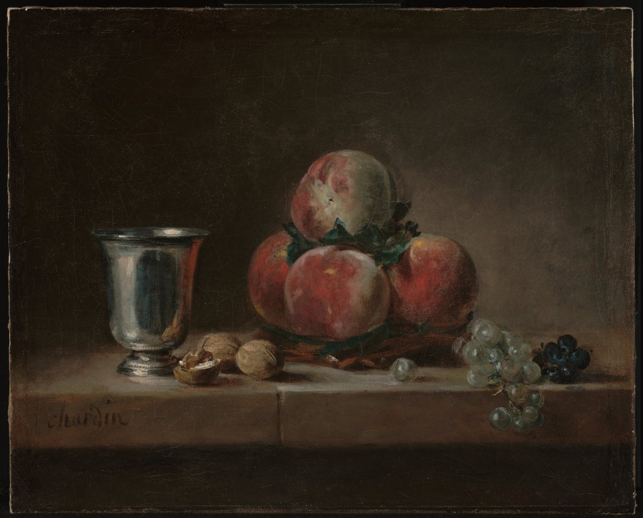 Naturaleza muerta con duraznos, una copa de plata, uvas y nueces de Jean Baptiste Simeon Chardin