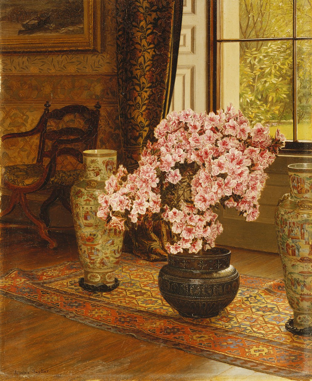Azalea en un cuenco japonés, con jarrones chinos sobre una alfombra oriental, en un interior de Jessica Hayllar