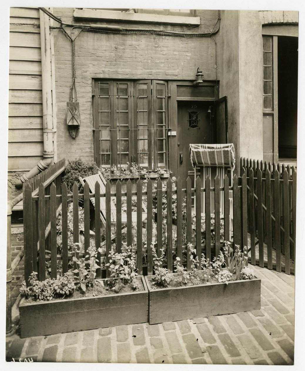 75 Bedford St "la casa más estrecha", Greenwich Village, Nueva York, EE.UU. de Jessie Tarbox Beals