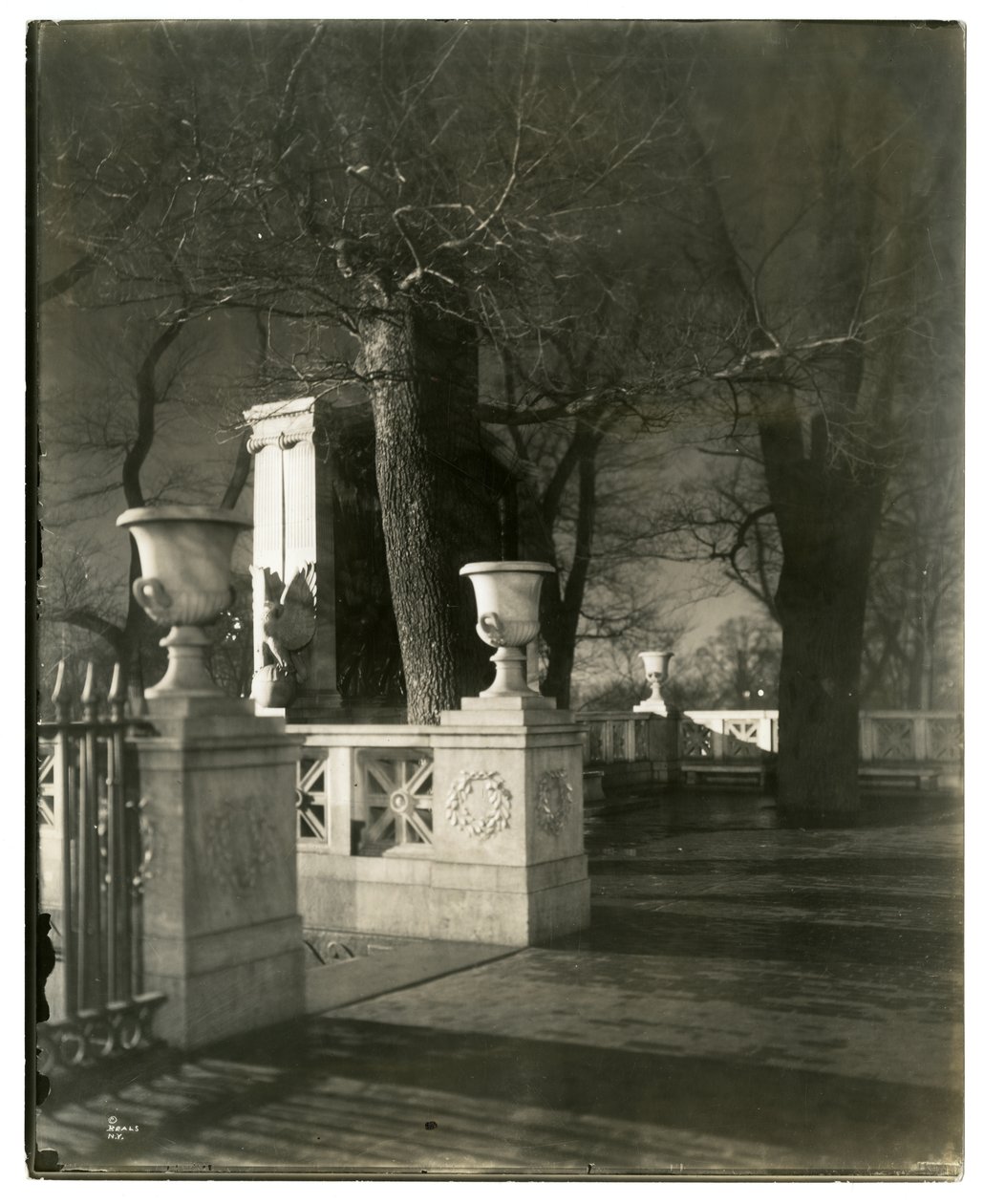 Memorial de Shaw de noche, Boston, Mass, EE.UU., c.1902-10 de Jessie Tarbox Beals