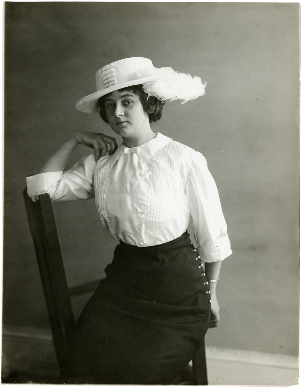 Blusa de seda blanca, McCreery