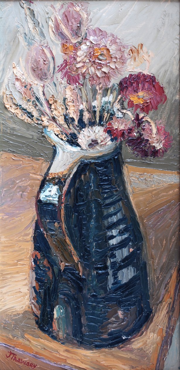 Flores secas en una jarra de Bernard Leach 2000 de Joan Thewsey