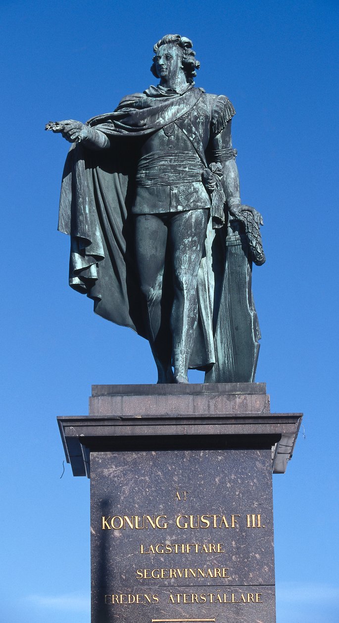 Estatua del Rey Gustavo III esculpida en 1799 en memoria del rey asesinado en 1792, Gamla Stan (La Ciudad Vieja), Estocolmo, Suecia (foto) de Johan Tobias Sergel