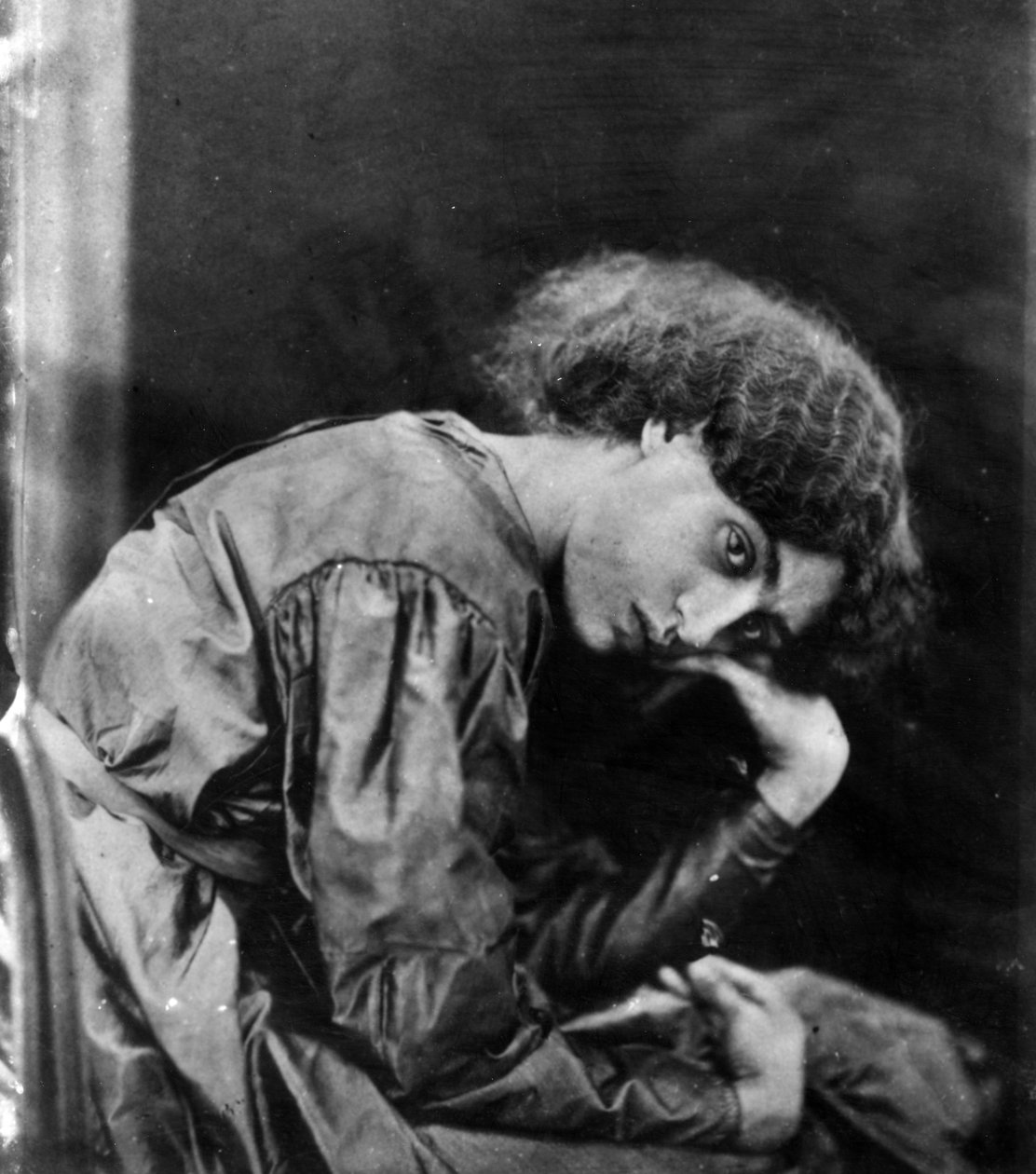 Jane Morris, posada por Dante Gabriel Rossetti, 1865 de John R. Parsons