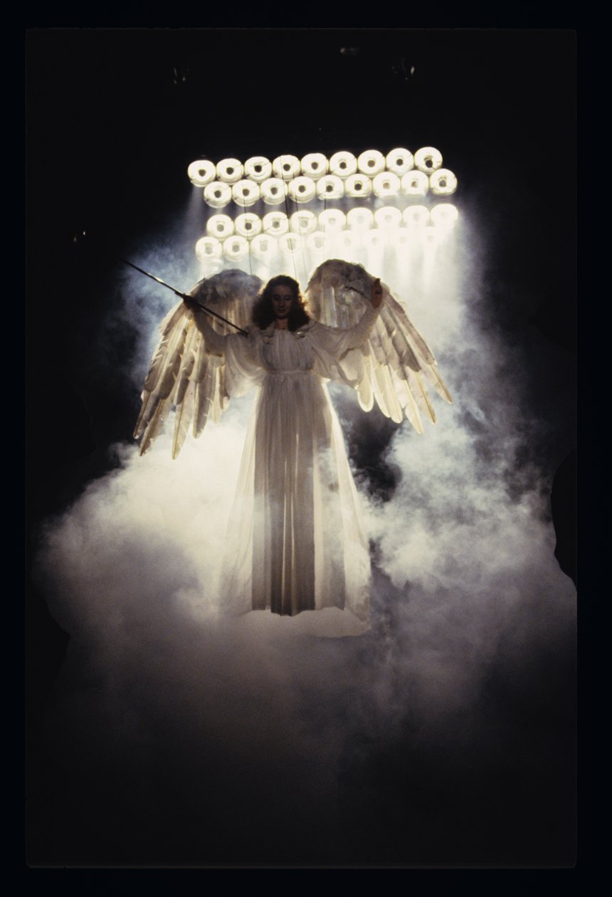 Angels In America escrita por Tony Kushner de John Haynes