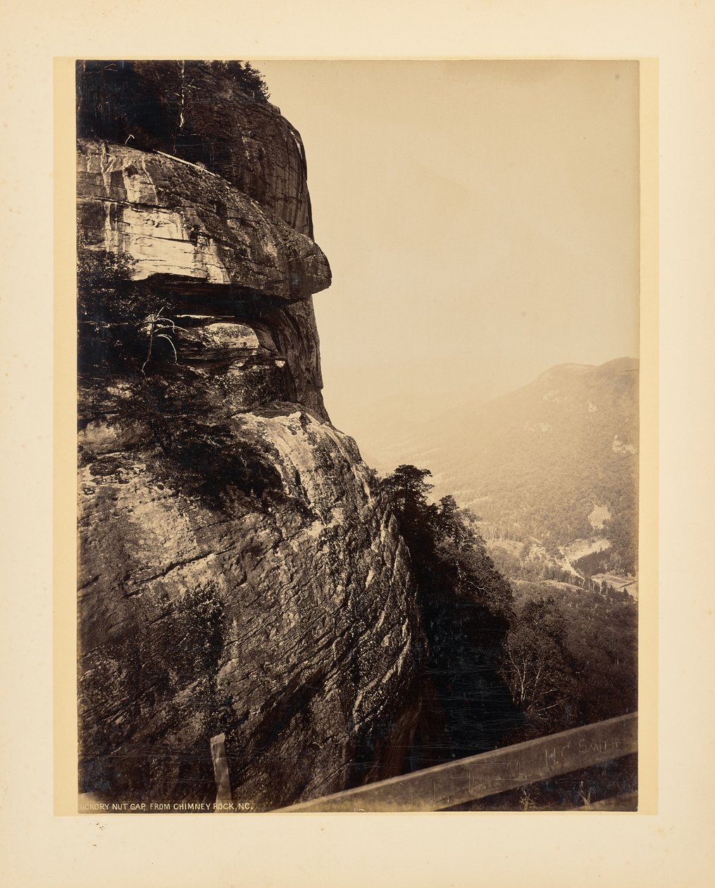 Hickory Nut Gap, desde Chimney Rock, Carolina del Norte de John K. Hillers