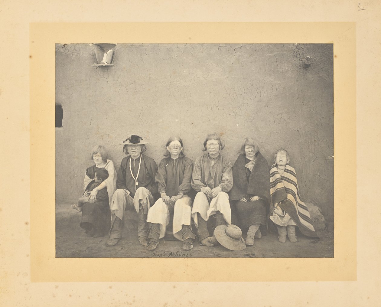 Los albinos de Zuni de John K. Hillers