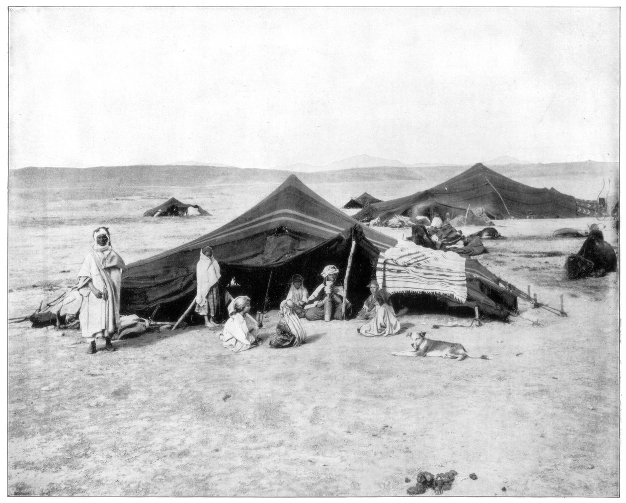 Campamento de caravanas, desierto del Sahara, finales del siglo XIX de John L. Stoddard