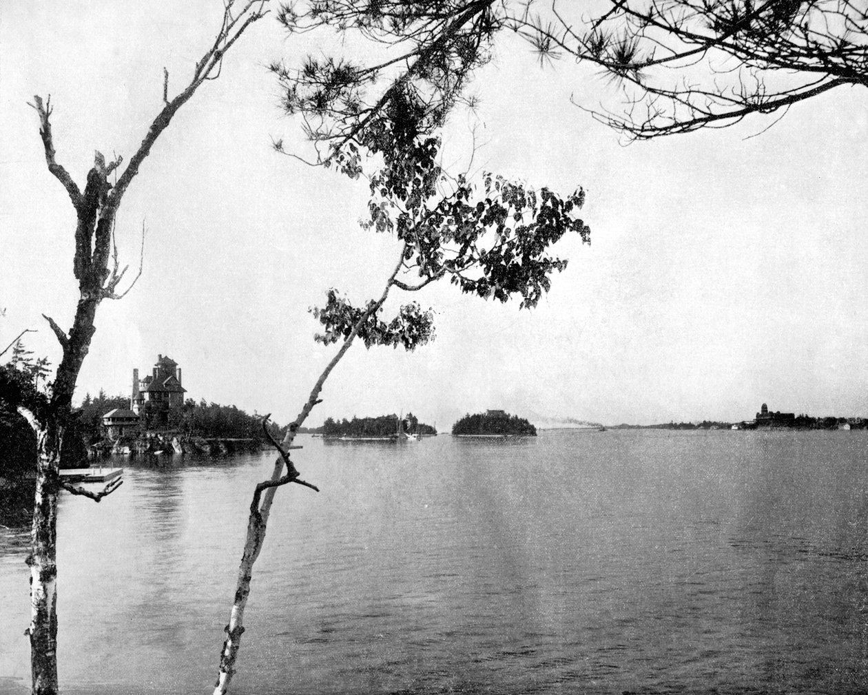 Las Mil Islas, río San Lorenzo, Canadá, 1893 de John L. Stoddard
