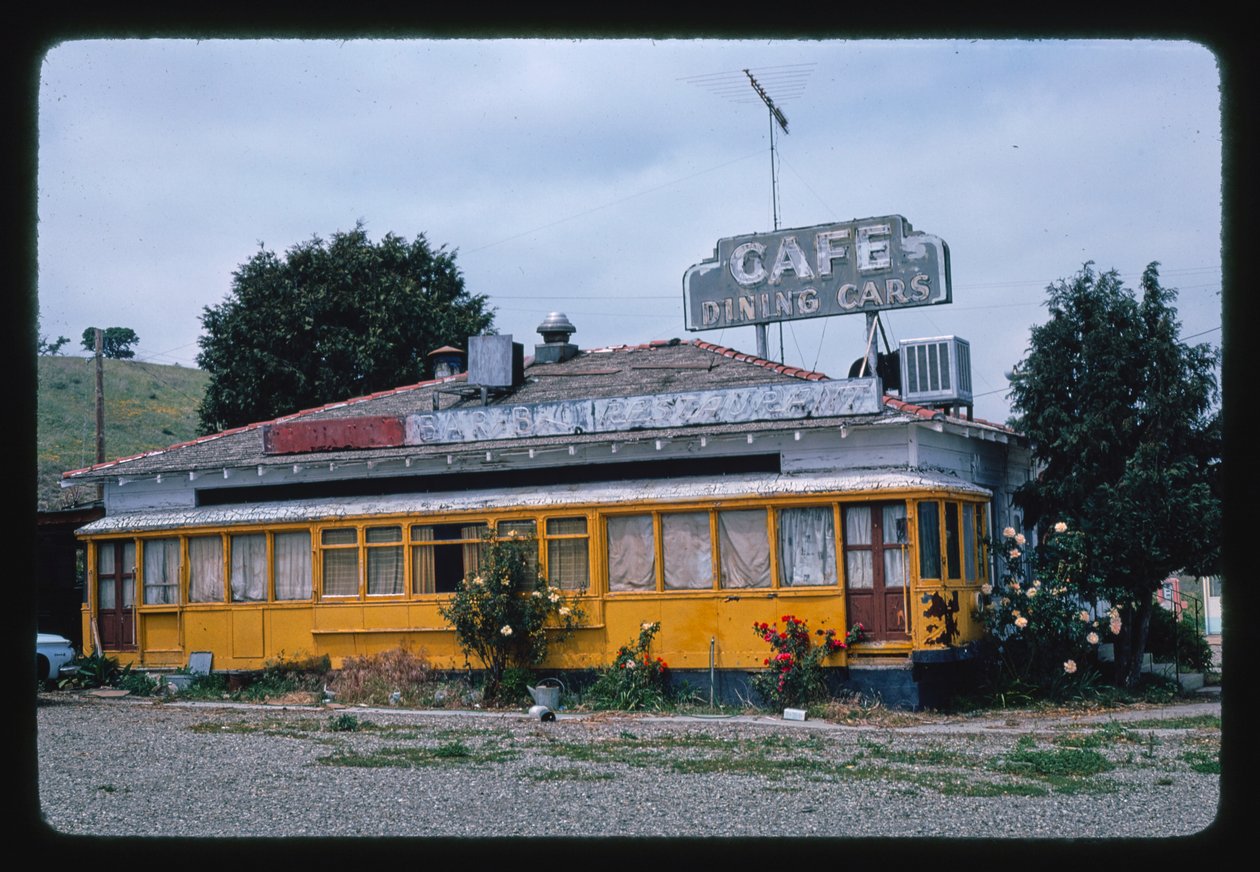 Dining Cars Cafe, Buellton, California, EE.UU. de John Margolies