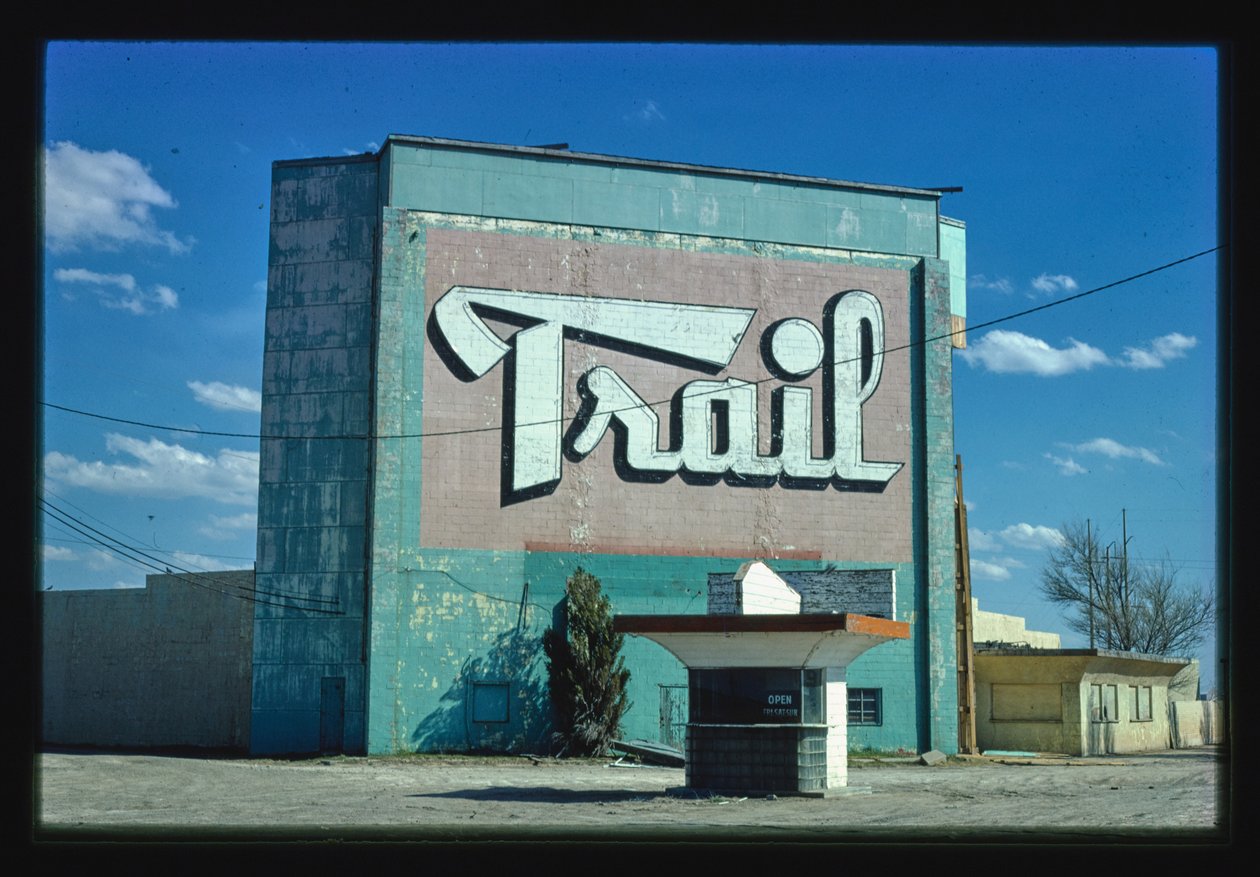 Trail Drive-In, Amarillo, Texas, EE.UU. de John Margolies