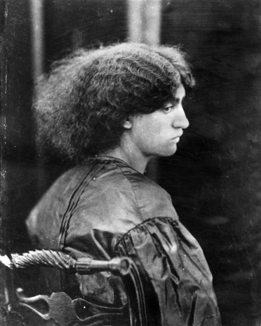 Jane Morris, posada por Dante Gabriel Rossetti, 1865 de John R. Parsons