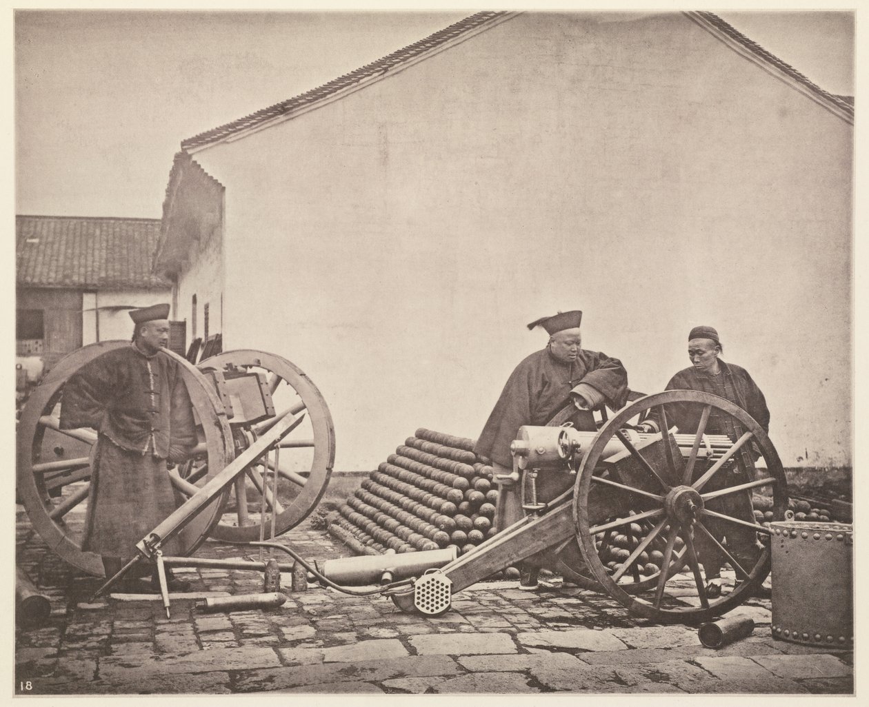 Escena en el arsenal de Nankín de John Thomson